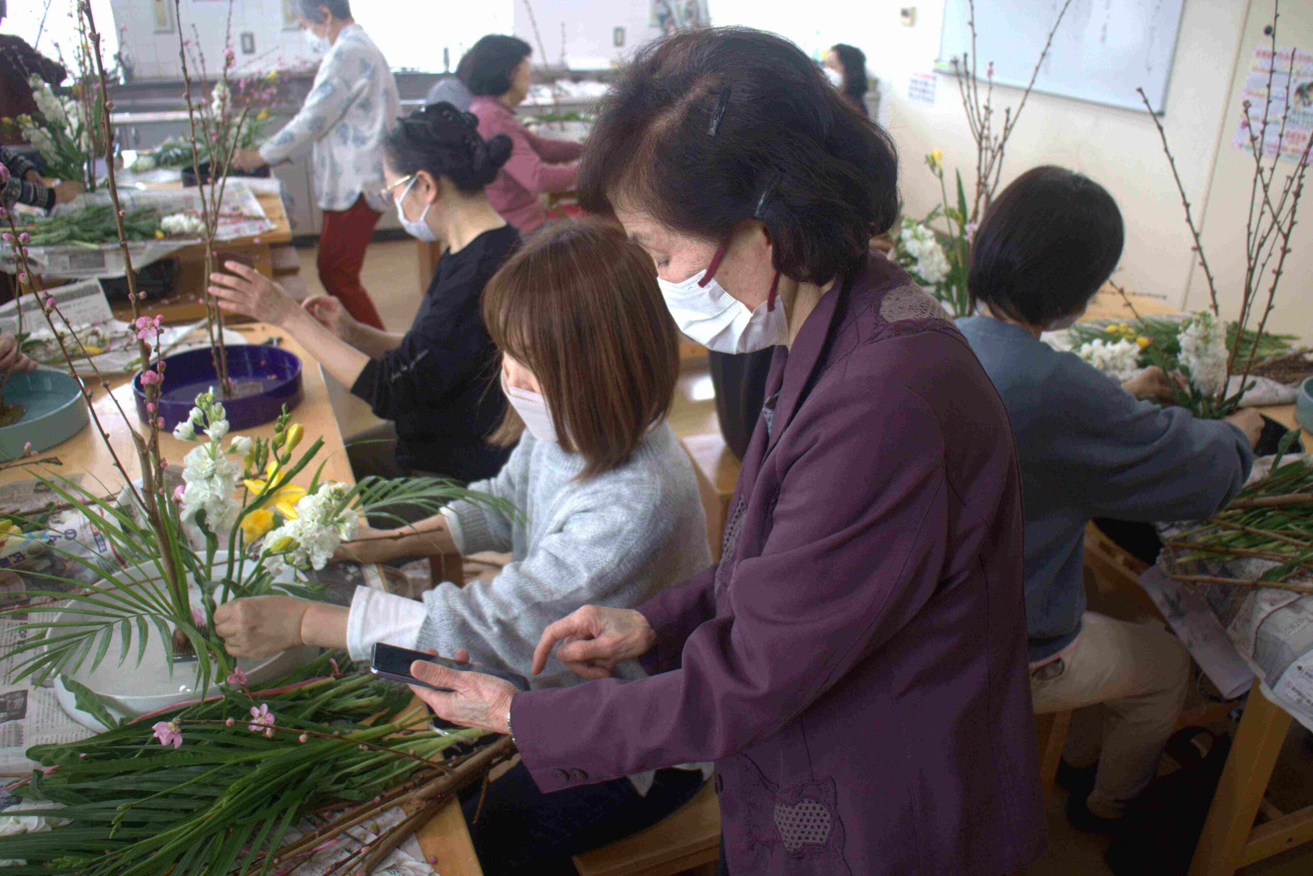 気楽に始められる生け花 20年間ご苦労さまでした 2月28日